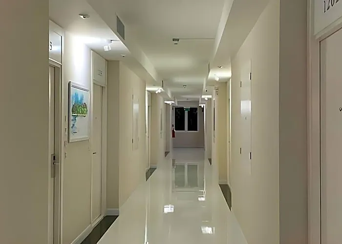 Hotel Icare & Bangkok